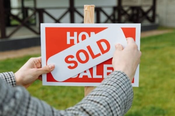 Best Tips for Selling Your Property Fast