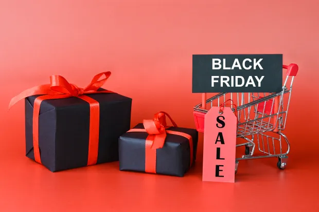 Top Tips for Navigating Black Friday and Cyber Monday